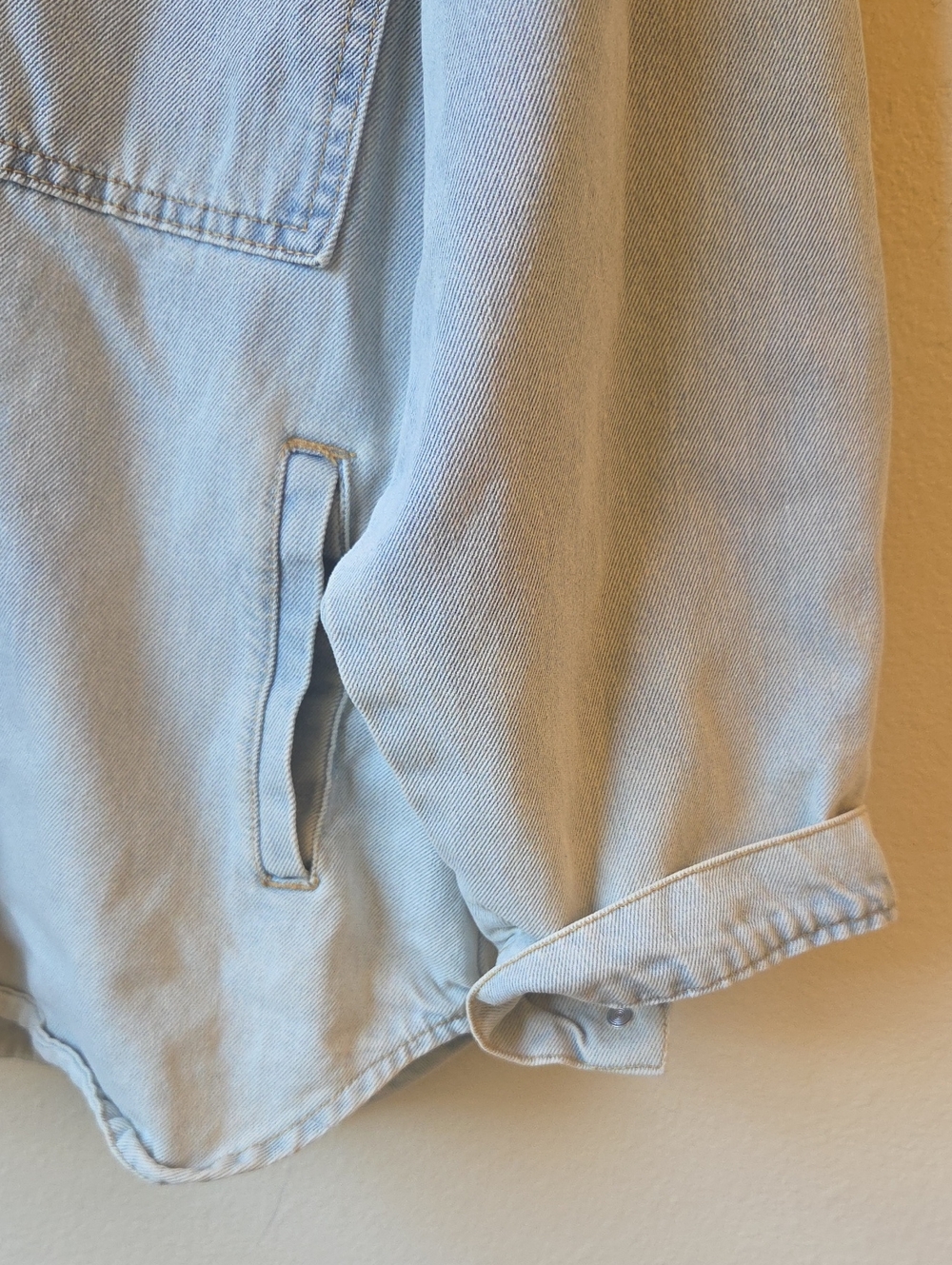 Stoosh Baggy Denim Jacket Lightwash - Picture 5 of 11